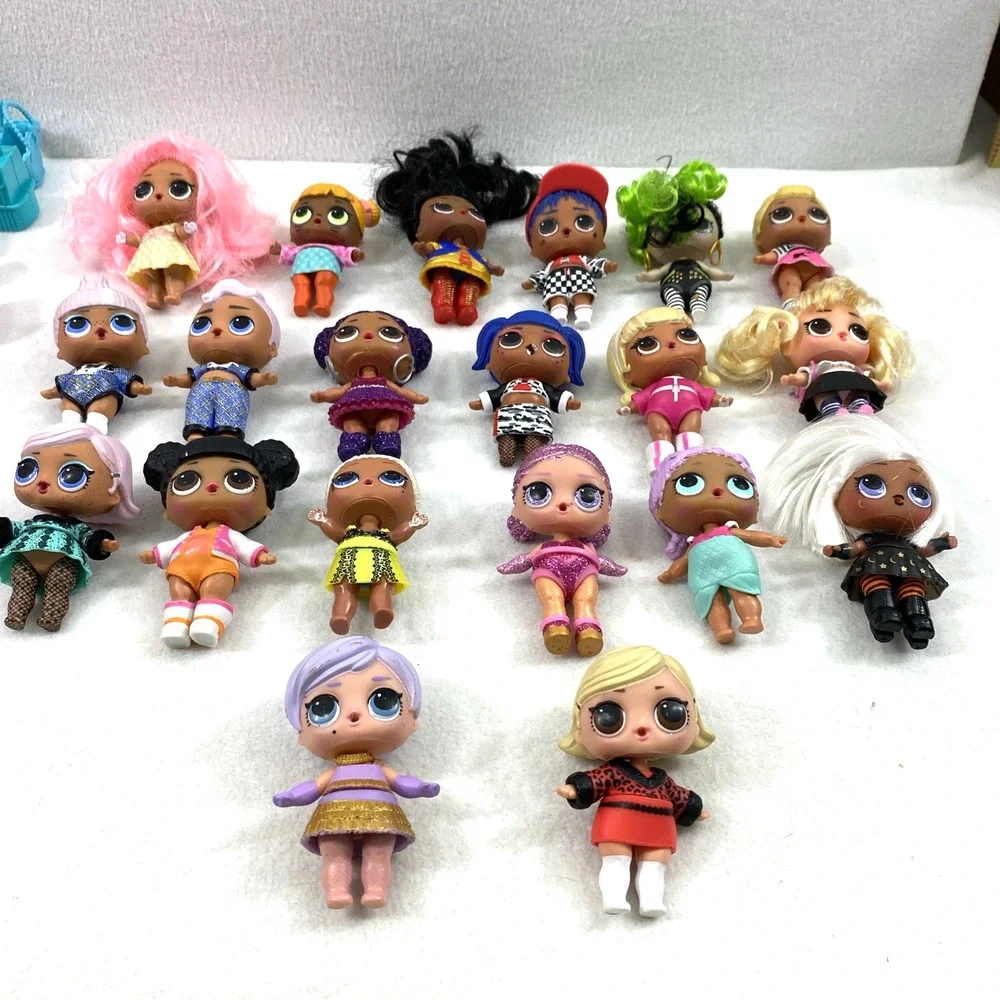 Lot of 20 LOL Surprise OMG 3